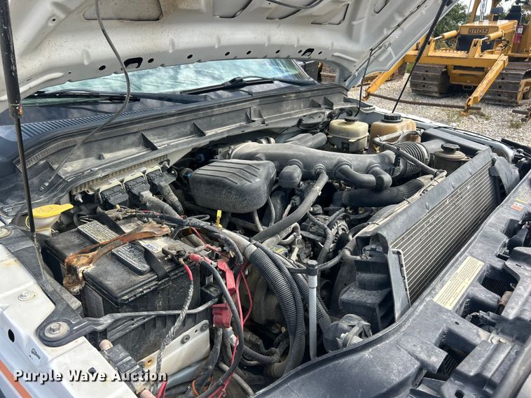 image for item ET3259 2012 Ford F550 Super Duty XL flatbed truck