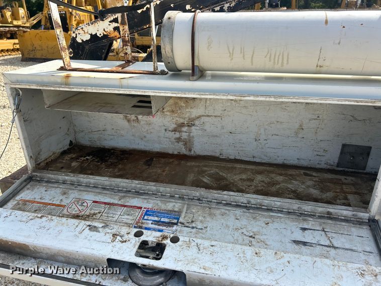 image for item ET3260 2015 Ford F550 Super Duty XL flatbed truck