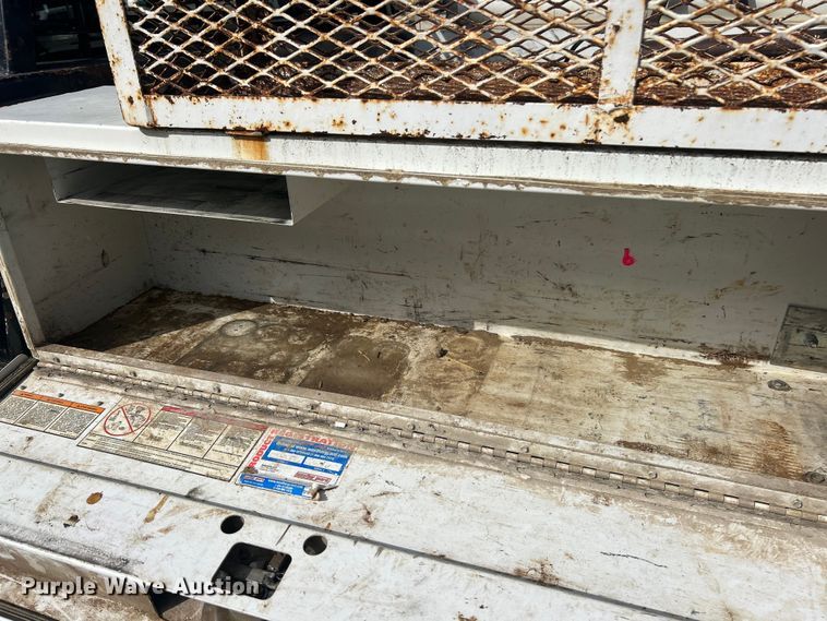 image for item ET3260 2015 Ford F550 Super Duty XL flatbed truck