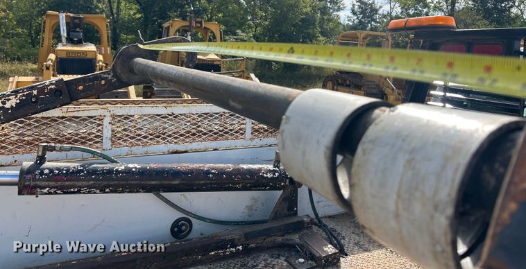 image for item ET3260 2015 Ford F550 Super Duty XL flatbed truck