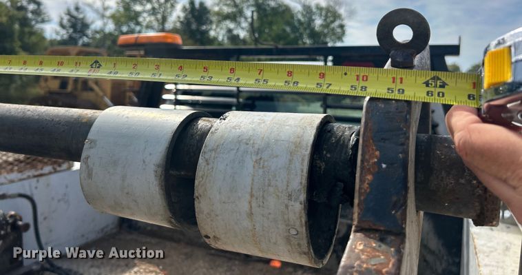 image for item ET3260 2015 Ford F550 Super Duty XL flatbed truck