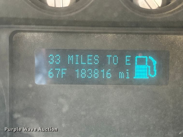 image for item ET3260 2015 Ford F550 Super Duty XL flatbed truck