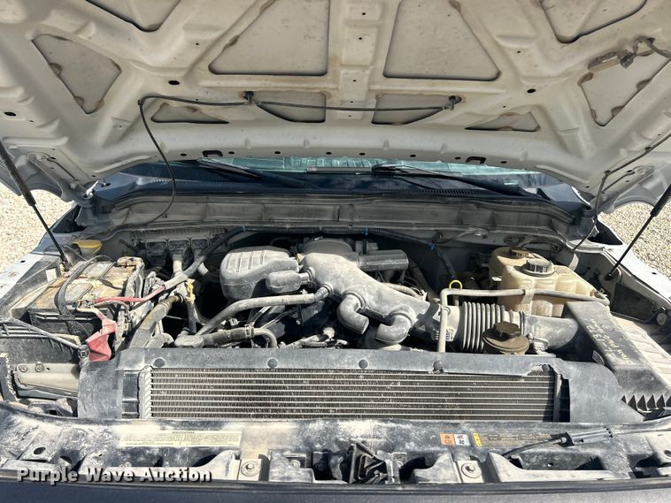 image for item ET3260 2015 Ford F550 Super Duty XL flatbed truck