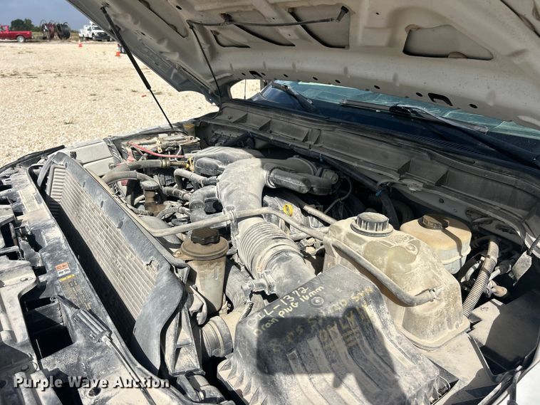 image for item ET3260 2015 Ford F550 Super Duty XL flatbed truck