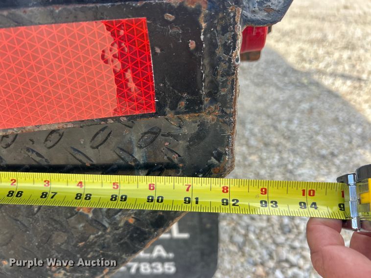 image for item ET3261 2009 Ford F550 Super Duty XL flatbed truck