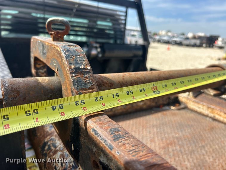 image for item ET3261 2009 Ford F550 Super Duty XL flatbed truck