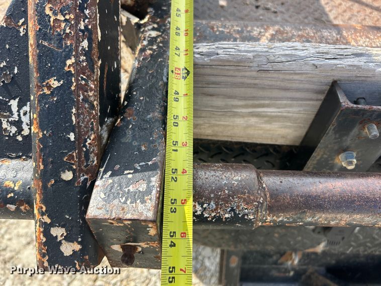 image for item ET3261 2009 Ford F550 Super Duty XL flatbed truck