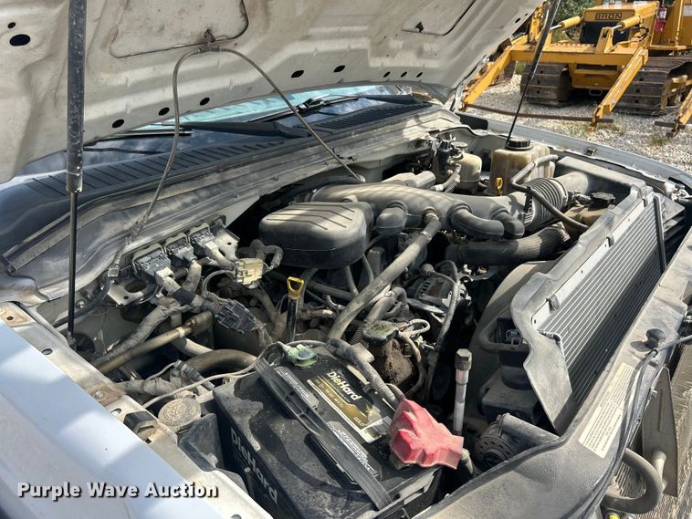 image for item ET3261 2009 Ford F550 Super Duty XL flatbed truck