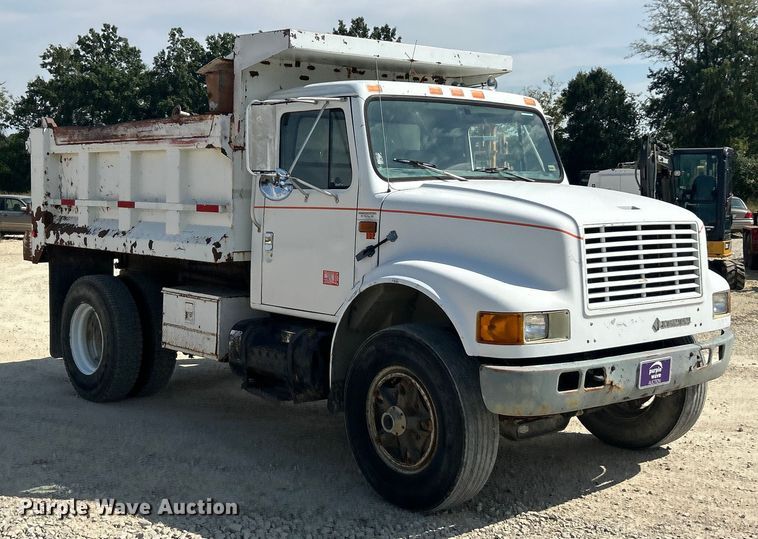 image for item ET3264 1990 International 4900 dump truck