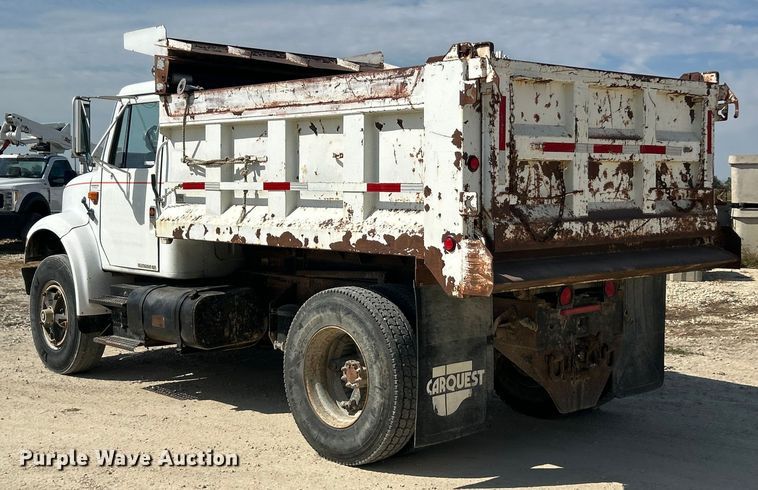 image for item ET3264 1990 International 4900 dump truck