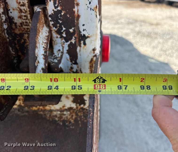 image for item ET3264 1990 International 4900 dump truck