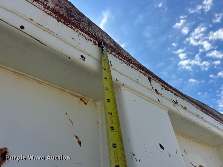 image for item ET3264 1990 International 4900 dump truck