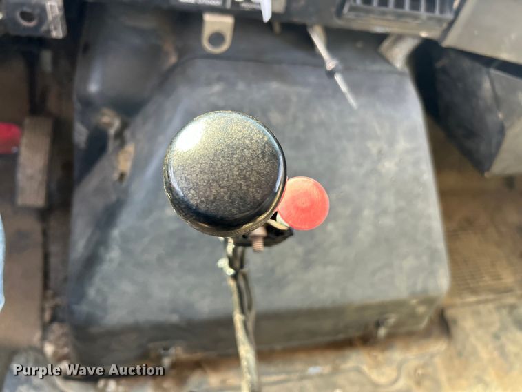 image for item ET3264 1990 International 4900 dump truck