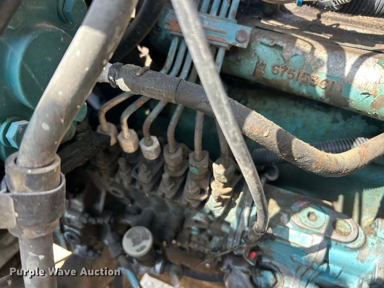 image for item ET3264 1990 International 4900 dump truck