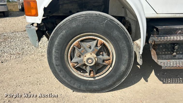 image for item ET3264 1990 International 4900 dump truck