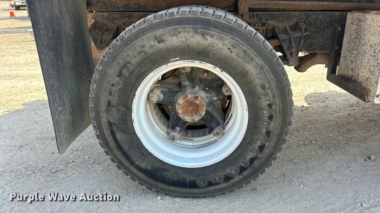 image for item ET3264 1990 International 4900 dump truck