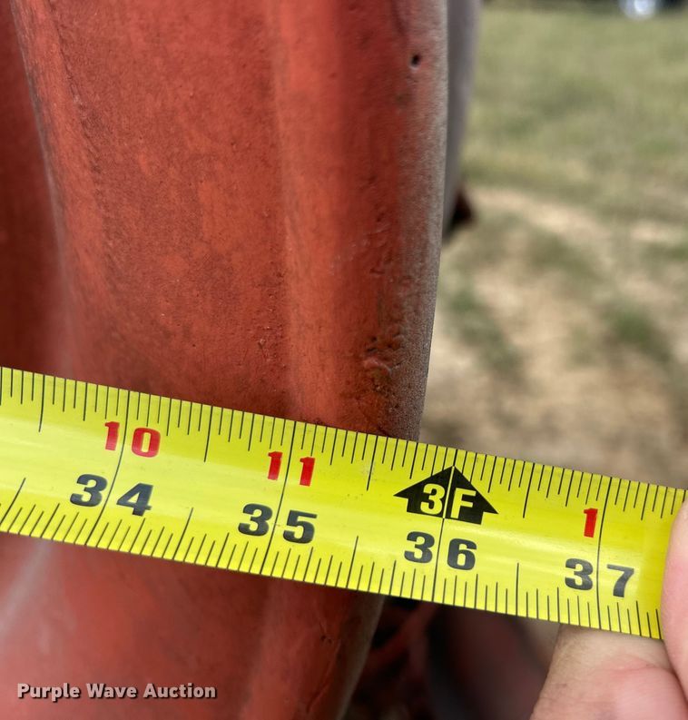 image for item ET3265 1982 Ditch Witch 4010 reel carrier