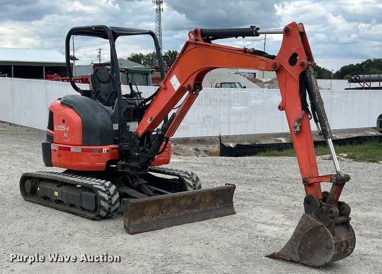 EXCAVADORA 2015 KUBOTA U354