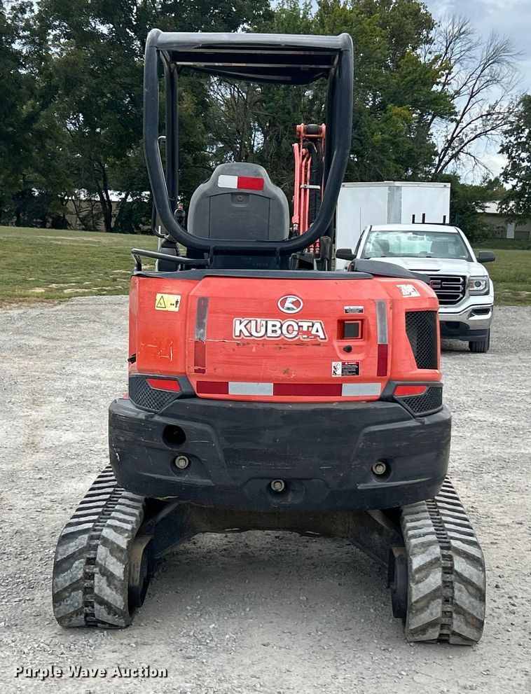 image for item ET3285 2015 Kubota U35-4 mini excavator