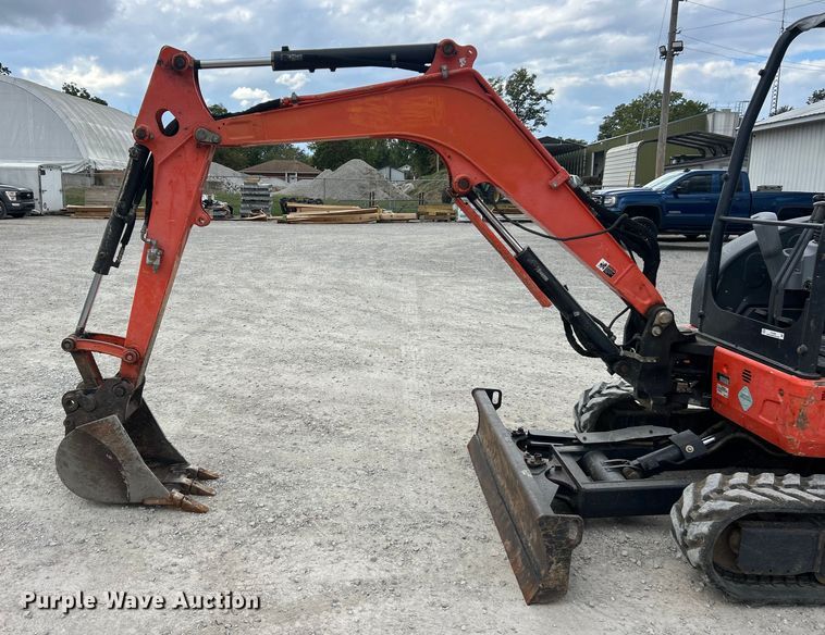 image for item ET3285 2015 Kubota U35-4 mini excavator