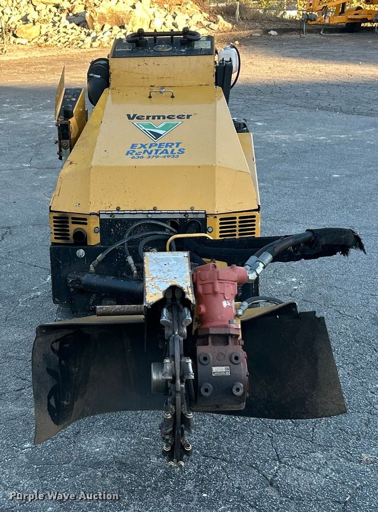 image for item ET3313 2016 Vermeer SC40TX stump grinder