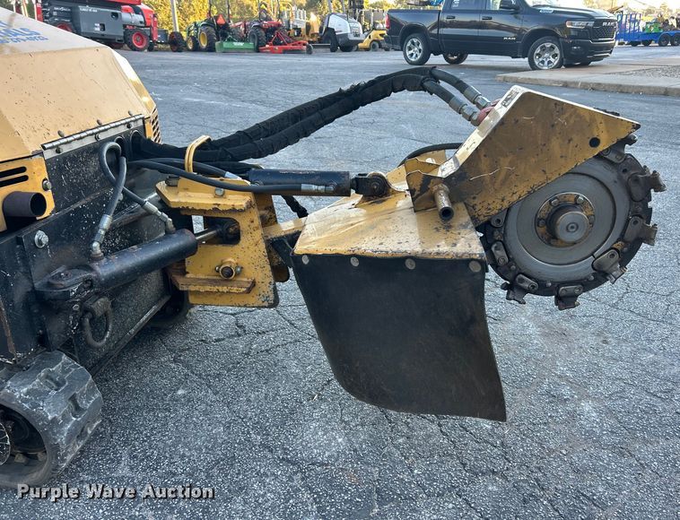 image for item ET3313 2016 Vermeer SC40TX stump grinder