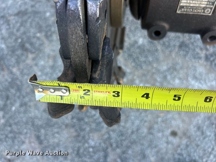 image for item ET3313 2016 Vermeer SC40TX stump grinder