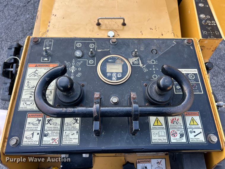 image for item ET3313 2016 Vermeer SC40TX stump grinder