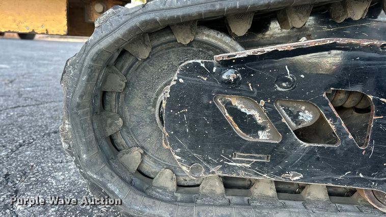 image for item ET3313 2016 Vermeer SC40TX stump grinder