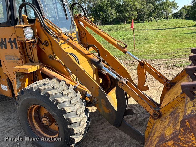 image for item ET4652 1980 Case W11 wheel loader