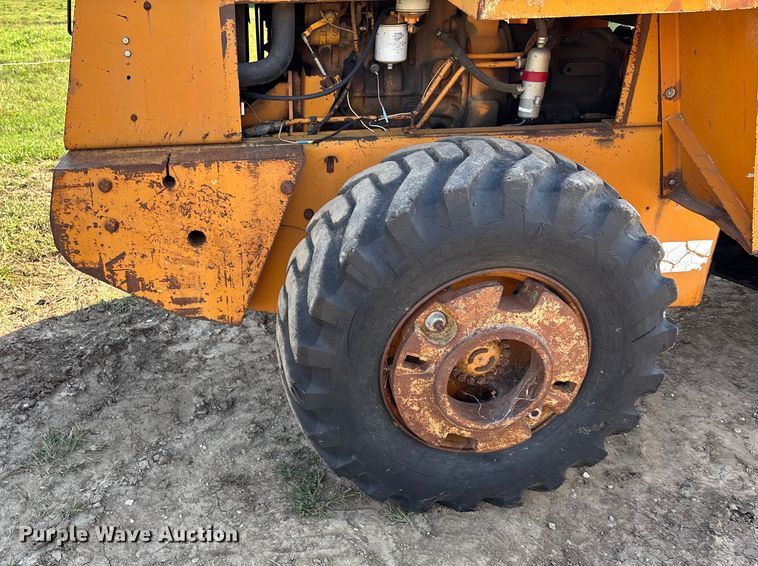 image for item ET4652 1980 Case W11 wheel loader