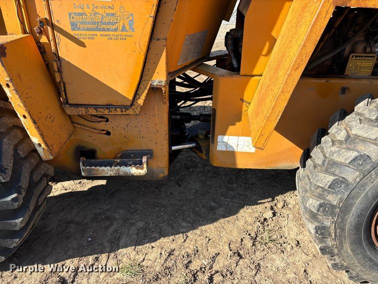 image for item ET4652 1980 Case W11 wheel loader
