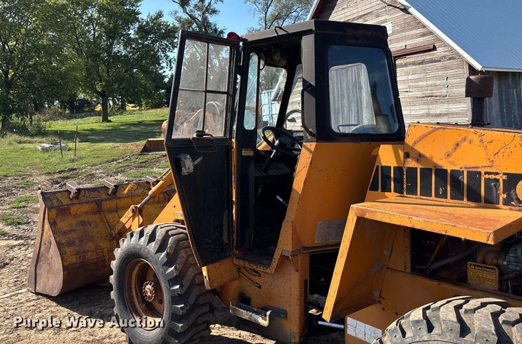 image for item ET4652 1980 Case W11 wheel loader