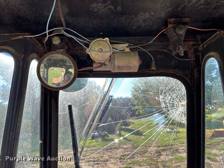 image for item ET4652 1980 Case W11 wheel loader