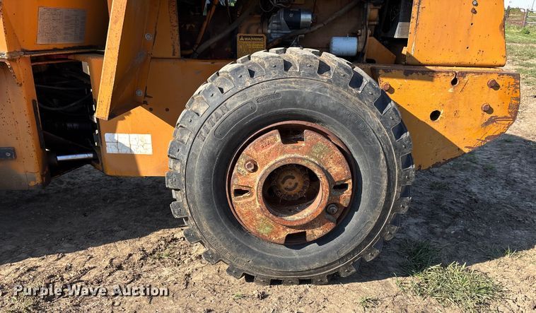 image for item ET4652 1980 Case W11 wheel loader