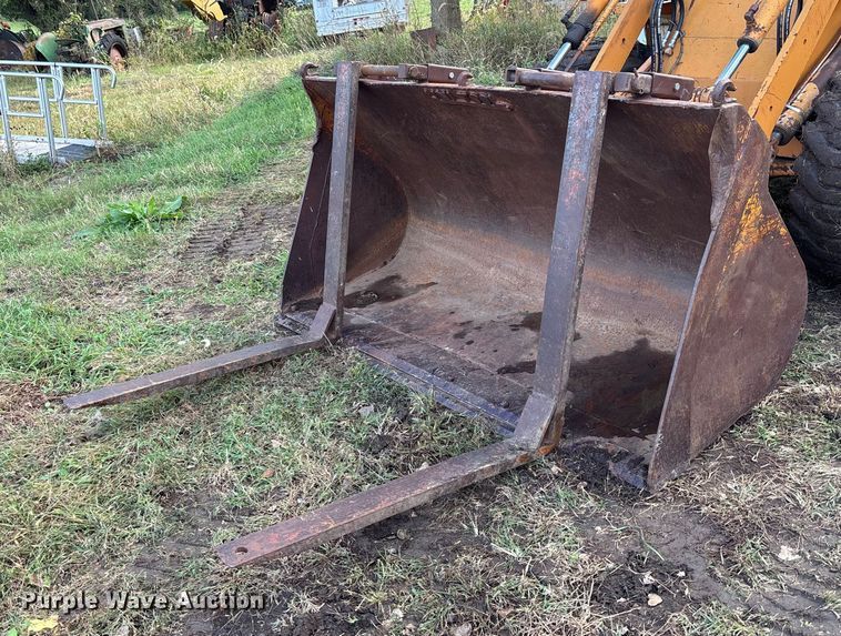 image for item ET4652 1980 Case W11 wheel loader