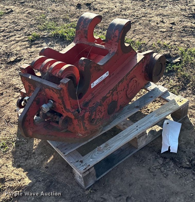image for item ET4660 CF  excavator quick attach