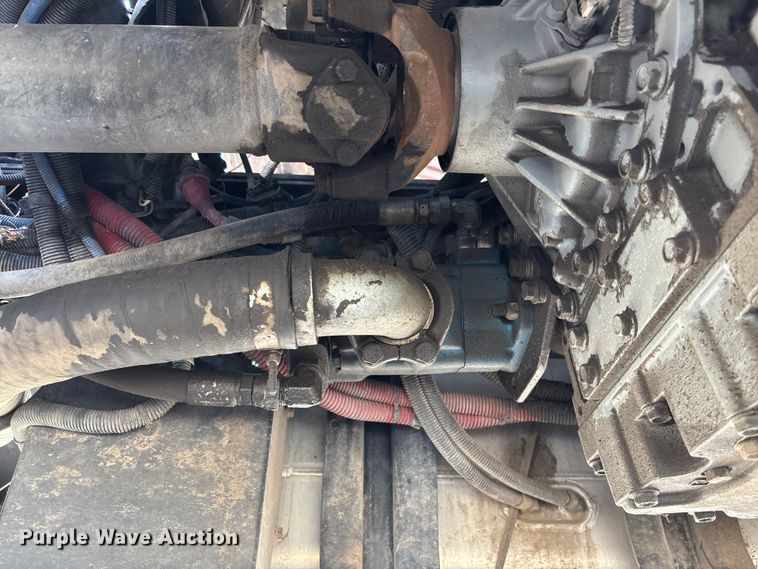 image for item ET4682 2011 Freightliner Business Class M2 digger derrick truck