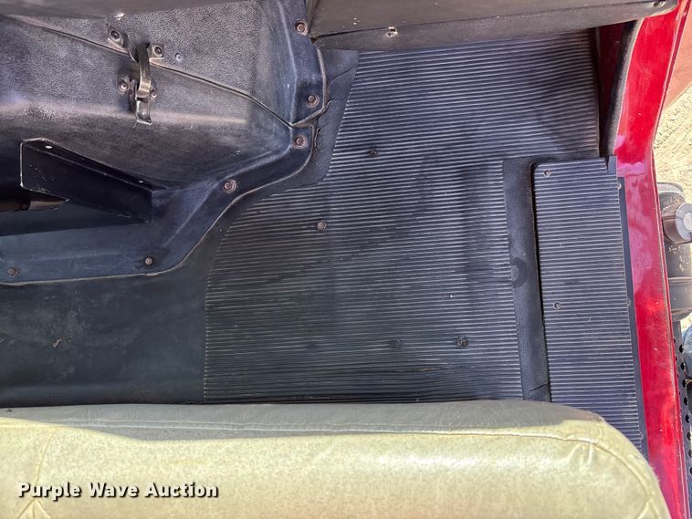 image for item ET4685 1998 International 4900 digger derrick truck