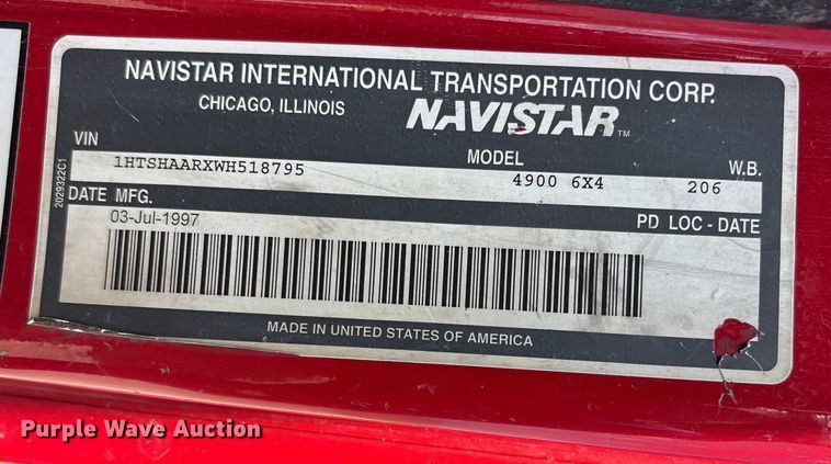 image for item ET4685 1998 International 4900 digger derrick truck