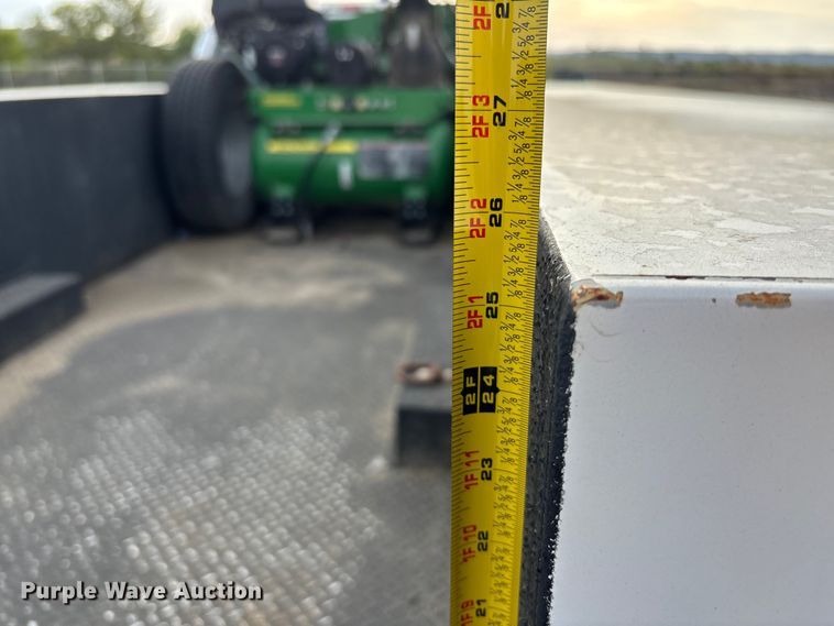 image for item ET4689 2014 Ford F350 Super Duty utility bed pickup truck