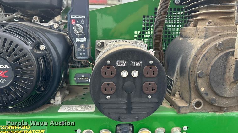 image for item ET4689 2014 Ford F350 Super Duty utility bed pickup truck