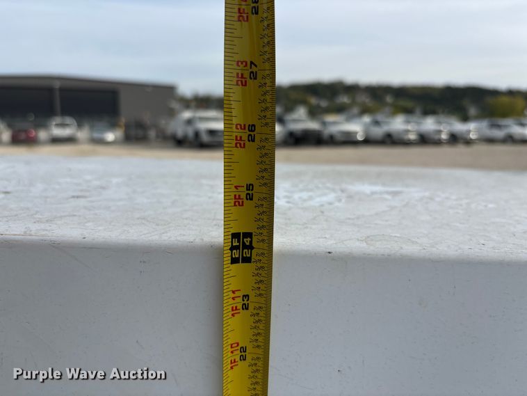 image for item ET4691 2014 Ford F250 Super Duty utility bed pickup truck