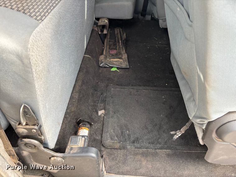 image for item ET4691 2014 Ford F250 Super Duty utility bed pickup truck