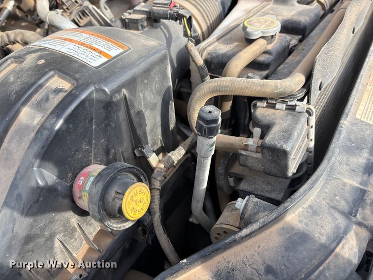 image for item ET4691 2014 Ford F250 Super Duty utility bed pickup truck