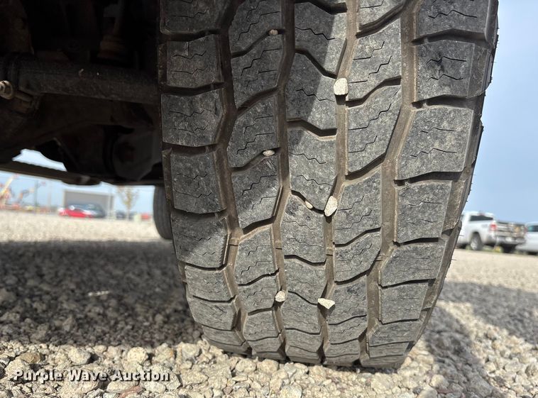 image for item ET4691 2014 Ford F250 Super Duty utility bed pickup truck