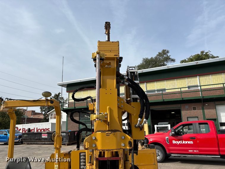image for item ET4695 2014 Vermeer PD10 pile driver
