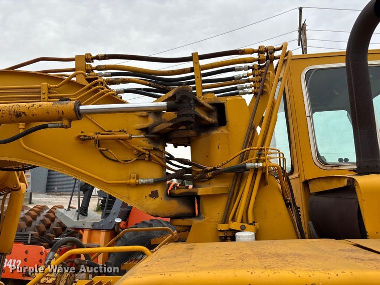 image for item ET4697 John Deere 762 elevating scraper