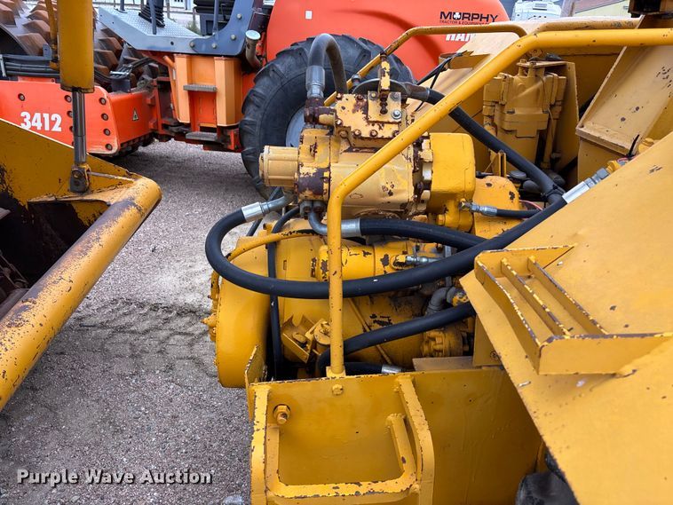 image for item ET4697 John Deere 762 elevating scraper