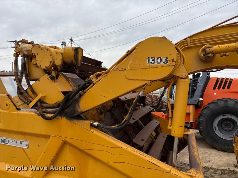 image for item ET4697 John Deere 762 elevating scraper